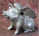SMALL SITTED PIG W/ WINGS